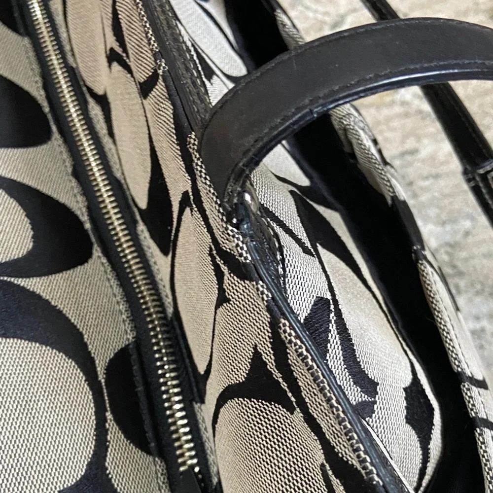 Coach 2009 Stripe Jacquard Black and Gray Baby Bag (F13803) - Picture 7 of 16